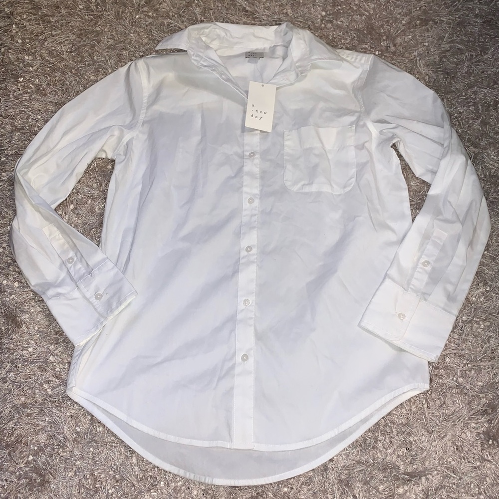 Classic White collared button down shirt - size XS NWT
